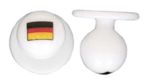 Pavāru pogas ar Vācijas karogu