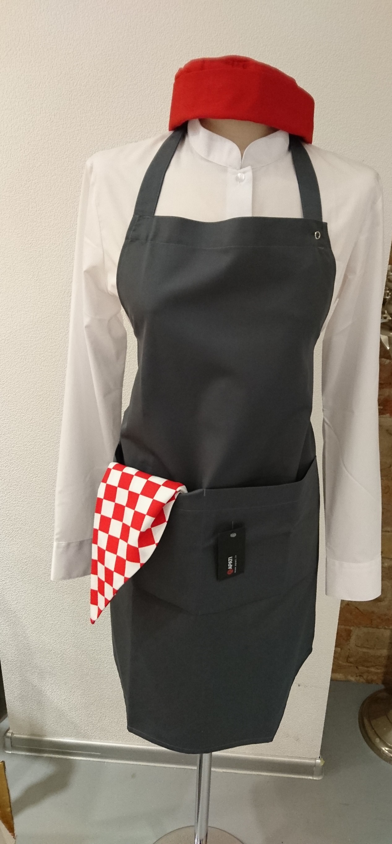 image Priekšauts "Fazer" ar ielocītu kabatu (85 x67cm)